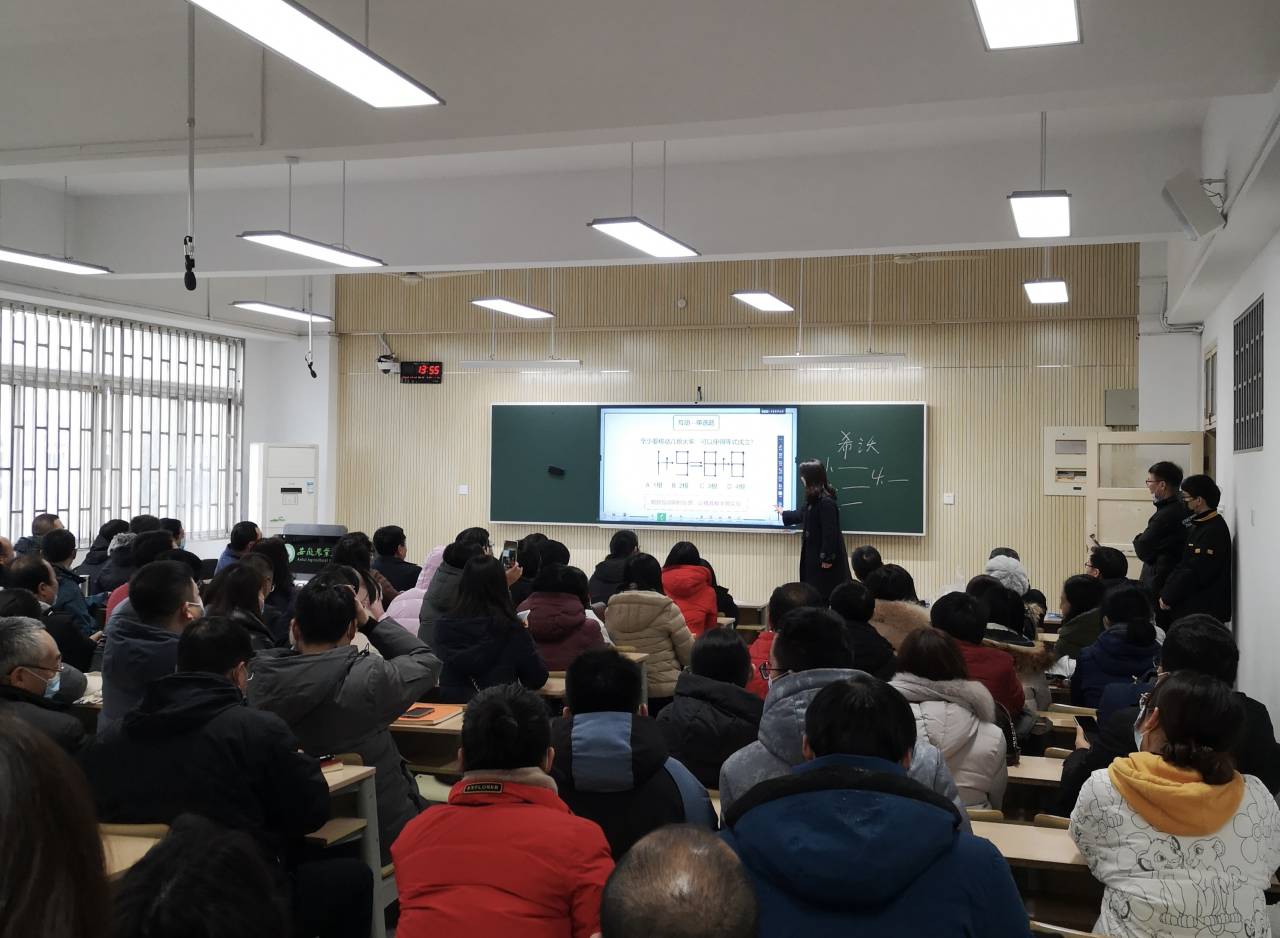 “教学有道 铸魂育人”高职院校教师课程思政建设能力提升培训班举办(图1)