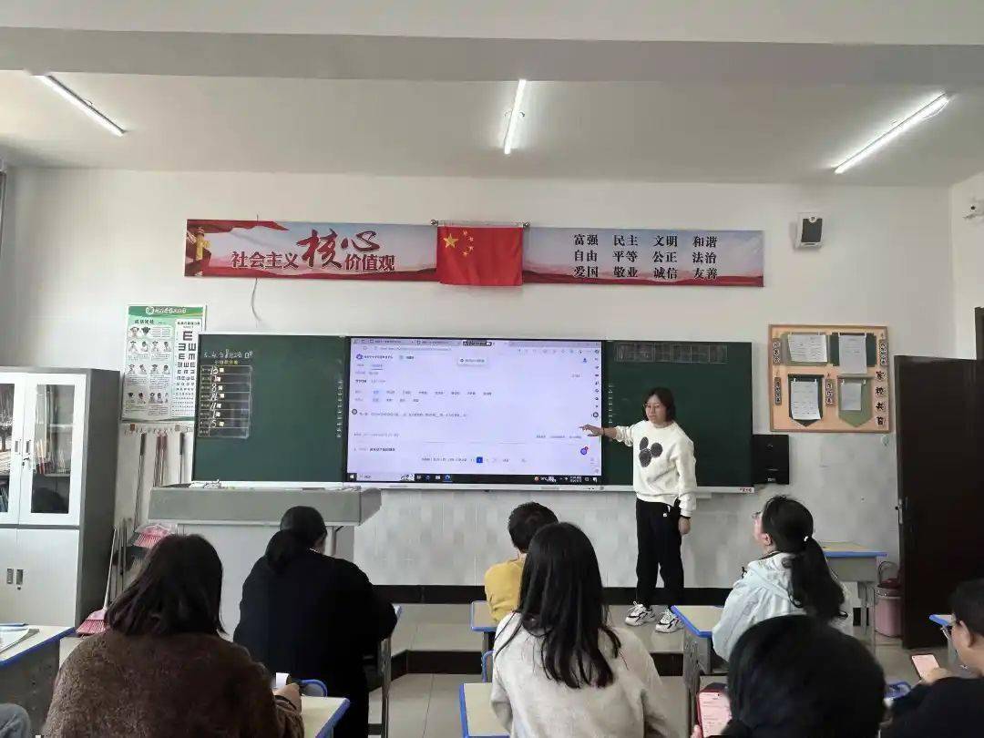 掌握技巧 助力教学——林西县第三小学开展教师信息技术培训(图4)